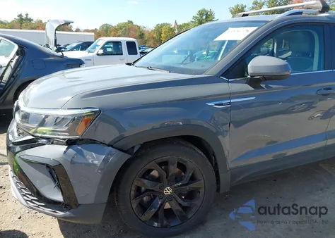 2022 Volkswagen Taos 1.5T Se z USA, uszkodzony, nr VIN 3VVPX7B24NM036135